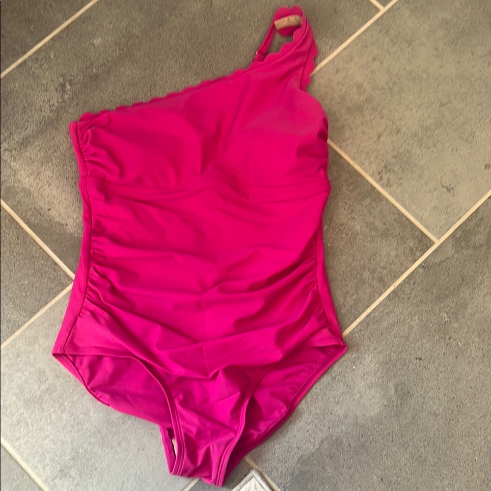 Kona Sol One-Shoulder Pink Swimsuit